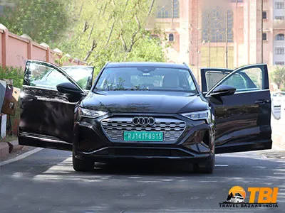 Audi-Q8